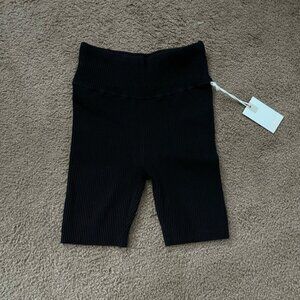 Good American- Shorts